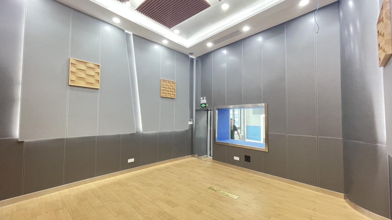 Xiaoshan District Converged Media Center Radio 